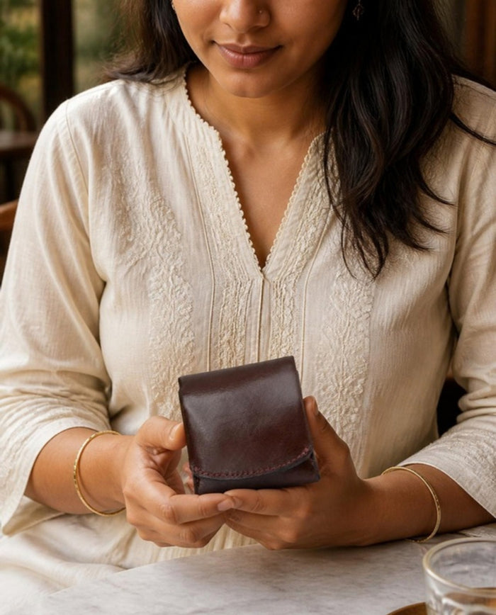TOTEEME Crest 001 Handcrafted Leather Compact Wallet