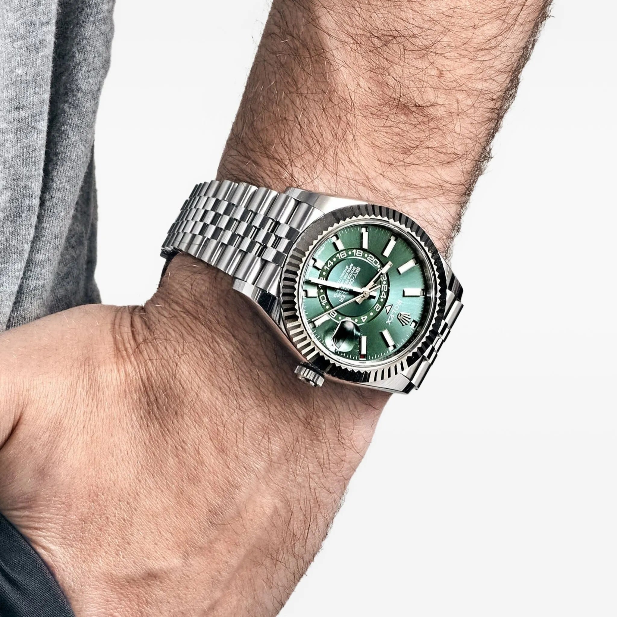 Rolex 2025 Sky-Dweller 42mm