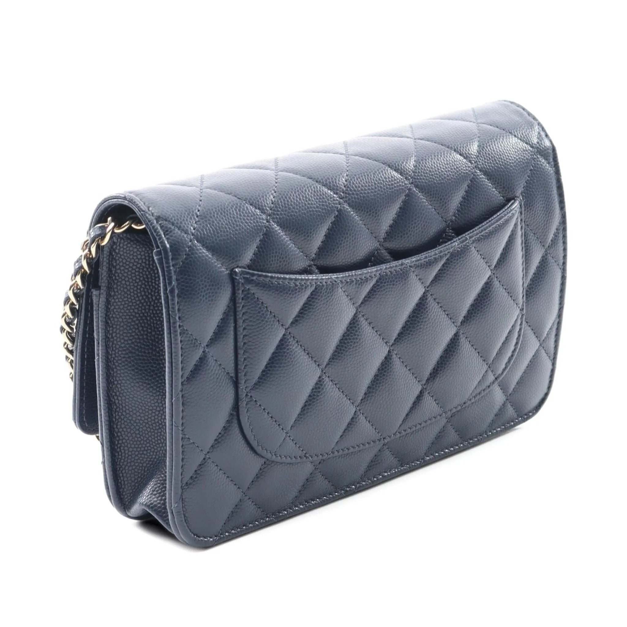 CHANEL Pre-Owned 2021 Caviar-leather chain wallet