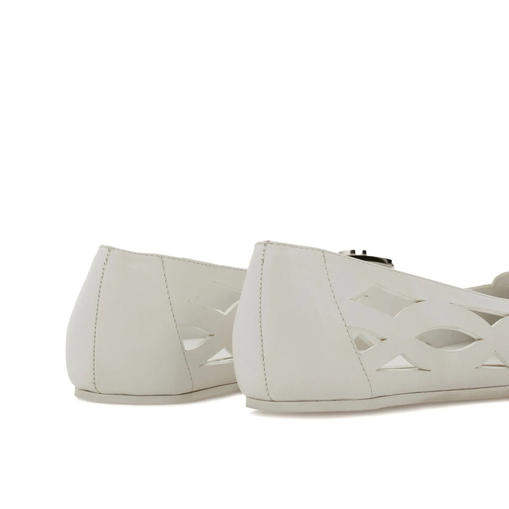 Ferragamo leather ballerina shoes