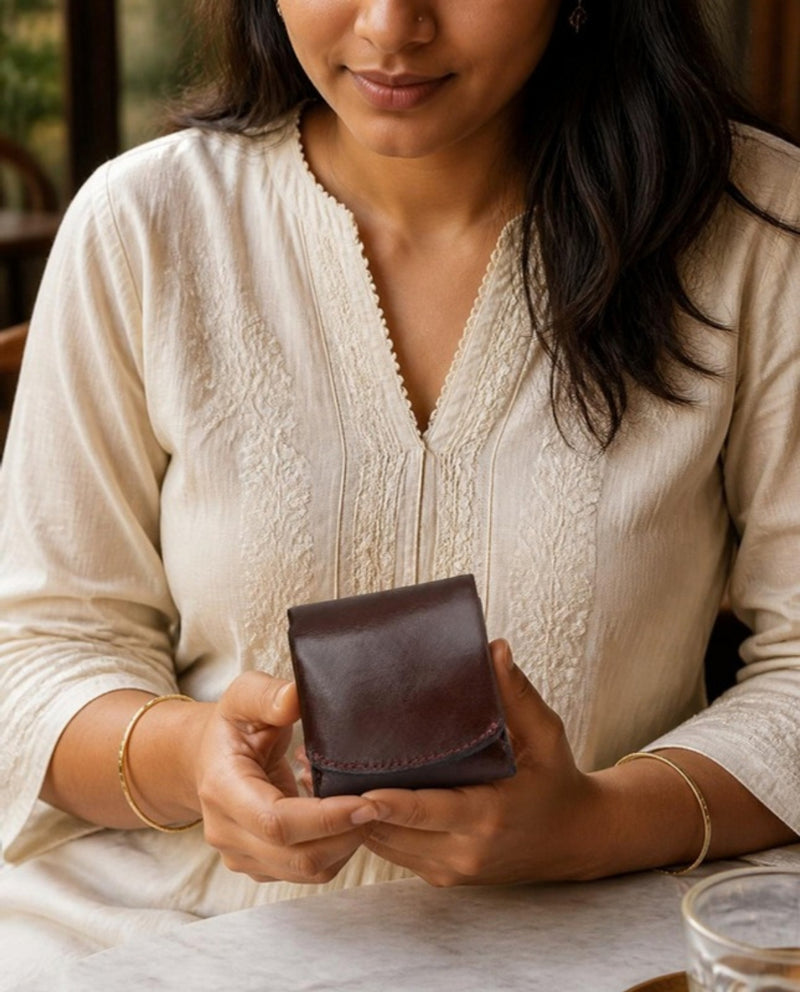 TOTEEME Crest 001 Handcrafted Leather Compact Wallet